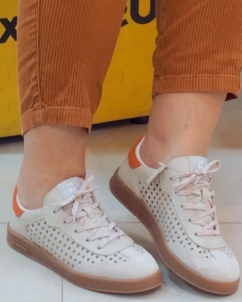 Tênis Bottero off-white com calça terracota